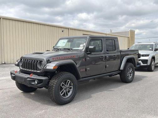 Granite Crystal Metallic Clearcoat 2026 Jeep Gladiator Mojave X 4x4