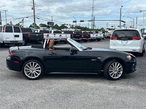 2018 FIAT 124 Spider Base