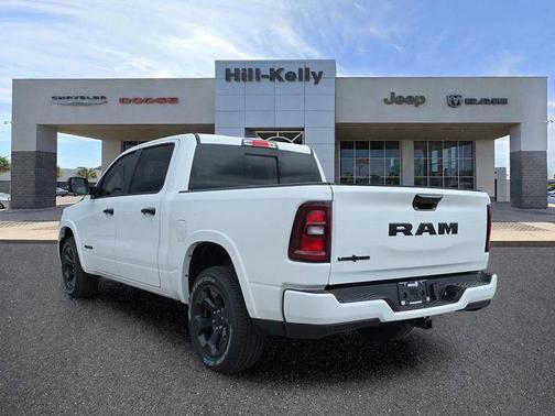Bright White Clearcoat 2026 RAM 1500 Big Horn/Lone Star