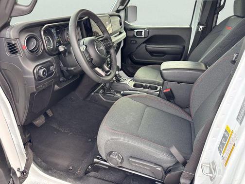 Bright White Clearcoat 2025 Jeep Wrangler Rubicon