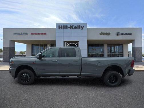 Ceramic Gray Clearcoat 2026 RAM 3500 Laramie Crew Cab 4x4 8' Box