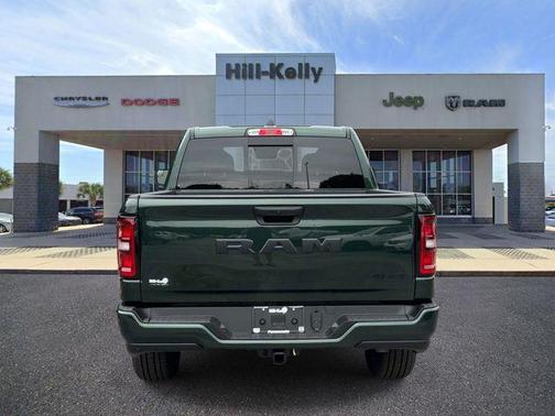 Serrano Green Metallic 2026 RAM 1500 Express