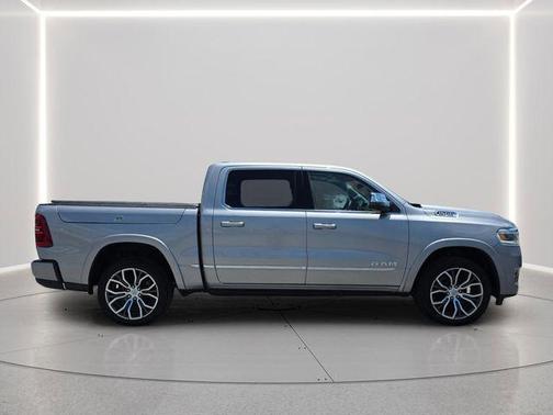 Billet Silver Metallic 2025 RAM 1500 ST