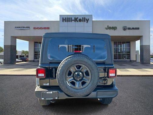 Black Clearcoat 2026 Jeep Wrangler Sport