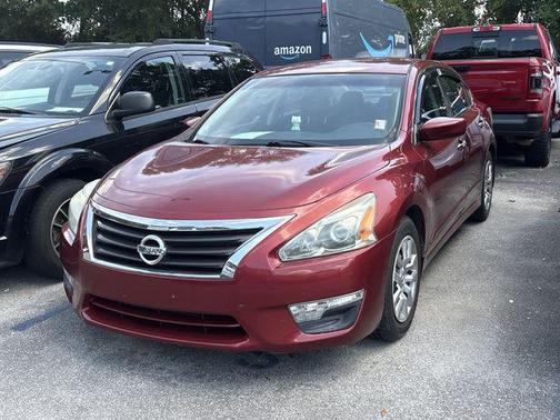 Cayenne Red 2015 Nissan Altima 2.5 S