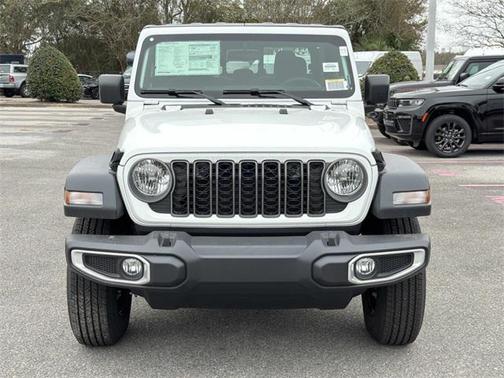 2026 Jeep Gladiator Sport
