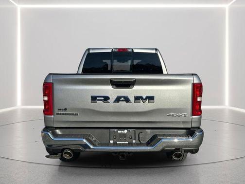 Billet Silver Metallic Clearcoat 2026 RAM 1500 Big Horn/Lone Star