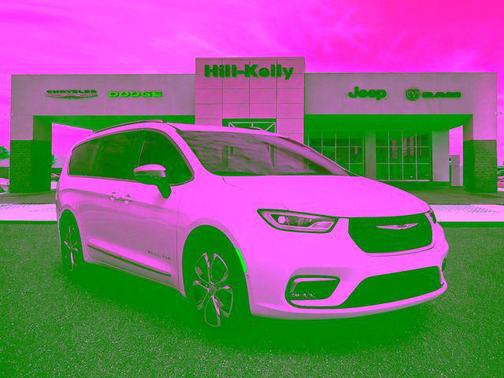 Bright White Clearcoat 2026 Chrysler Pacifica L