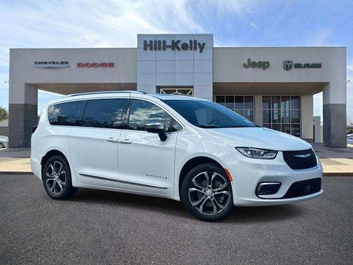 Bright White Clearcoat 2026 Chrysler Pacifica L