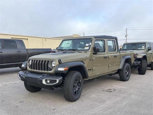 2026 Jeep Gladiator Sport
