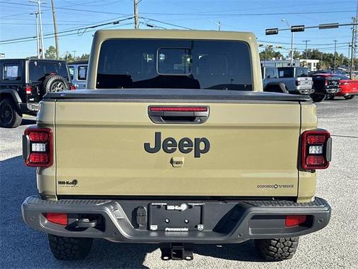 2025 Jeep Gladiator High Tide