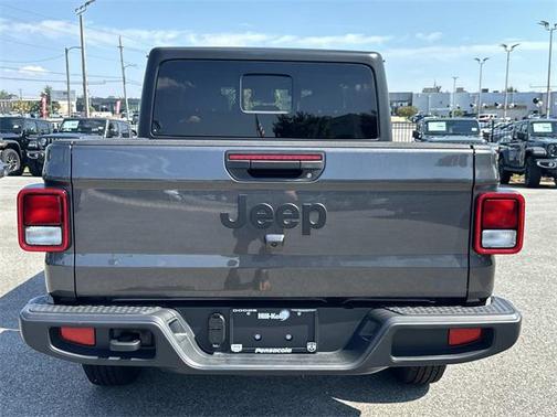 2025 Jeep Gladiator Sport S