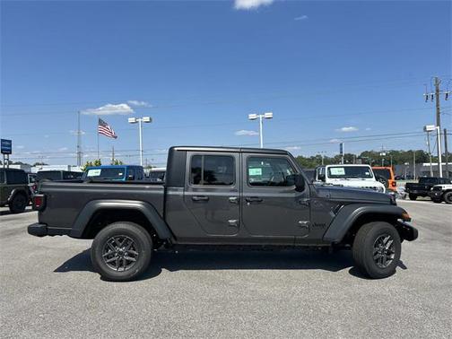 2025 Jeep Gladiator Sport S
