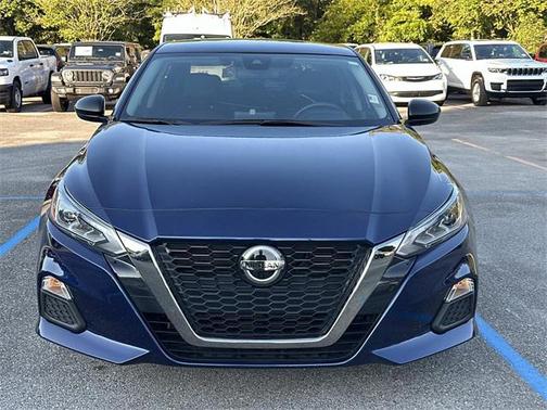 2021 Nissan Altima SR FWD