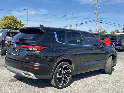 2022 Mitsubishi Outlander SE 2.5 2WD