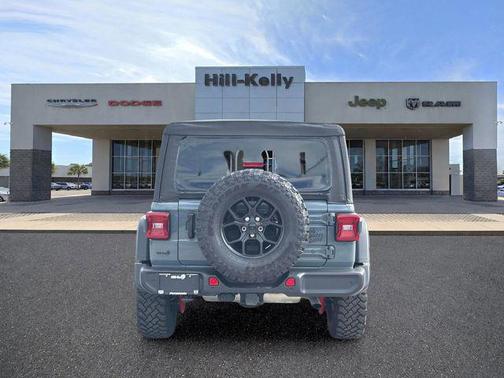 Anvil Clearcoat 2025 Jeep Wrangler Willys