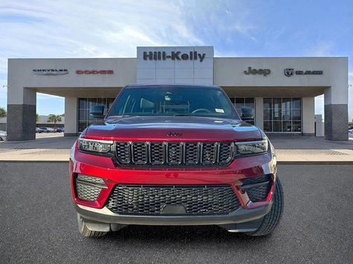 Velvet Red Pearlcoat 2025 Jeep Grand Cherokee Altitude