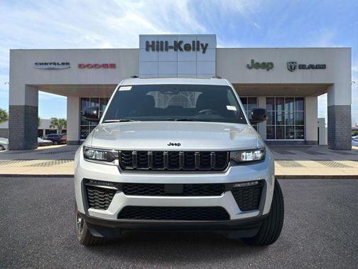 silver zynith 2026 Jeep Grand Cherokee Limited