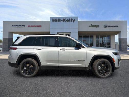 silver zynith 2026 Jeep Grand Cherokee Limited
