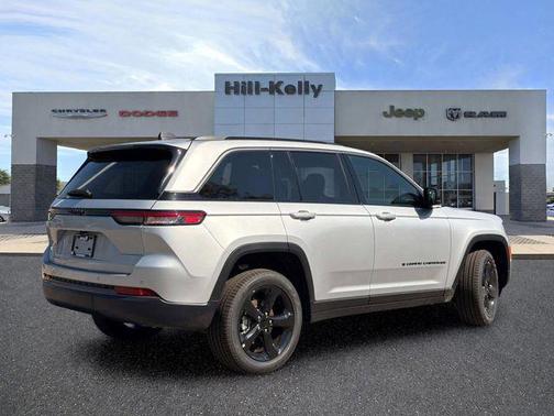 silver zynith 2026 Jeep Grand Cherokee Limited