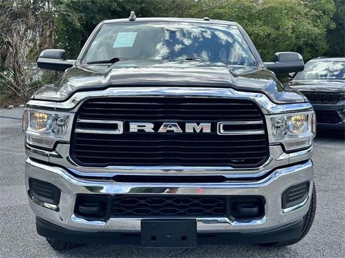 2019 RAM 3500 Big Horn Crew Cab 4x4 6'4' Box