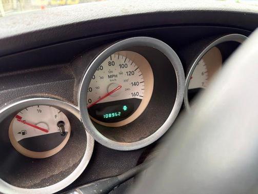 Top Banana 2006 Dodge Charger R/T