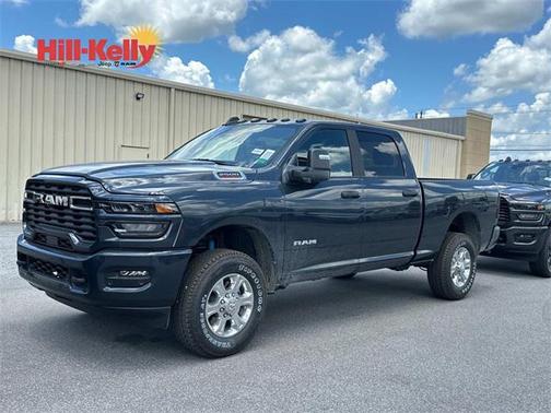 2025 RAM 2500 Big Horn Crew Cab 4x4 6'4' Box