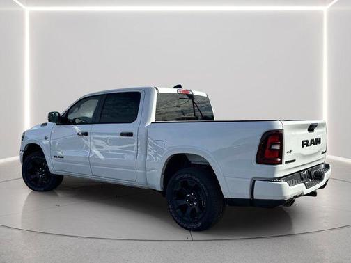 Bright White Clearcoat 2026 RAM 1500 Big Horn/Lone Star