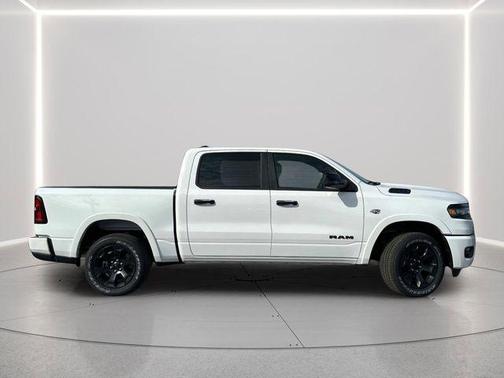 Bright White Clearcoat 2026 RAM 1500 Big Horn/Lone Star