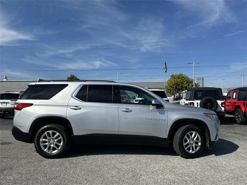 2020 Chevrolet Traverse LT Cloth