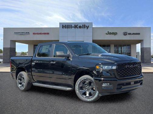 Diamond Black Crystal Pearlcoat 2026 RAM 1500 Express