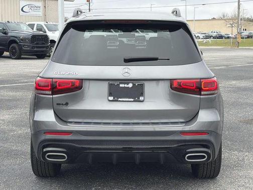 2023 Mercedes-Benz GLB 250 Base