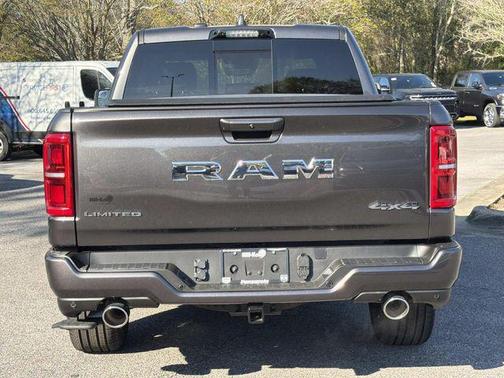 Granite Crystal Metallic Clearcoat 2026 RAM 1500 Limited