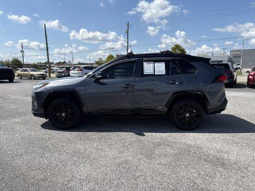 Magnetic Gray Metallic/Midnight Black Metallic 2022 Toyota RAV4 Hybrid SE