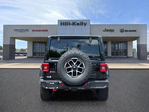 Black Clearcoat 2026 Jeep Wrangler Rubicon