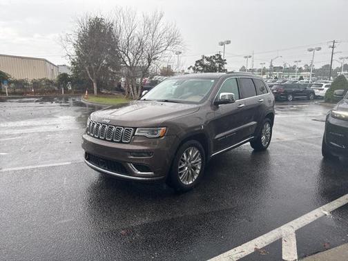 2018 Jeep Grand Cherokee Summit