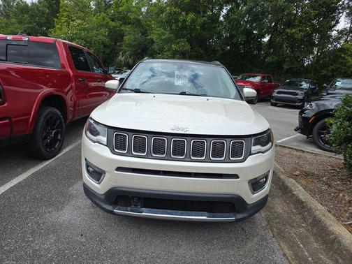 Pearl White Tri-Coat 2017 Jeep New Compass Limited