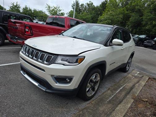 Pearl White Tri-Coat 2017 Jeep New Compass Limited