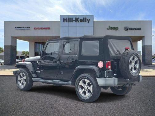 Black Clearcoat 2016 Jeep Wrangler Unlimited Sahara