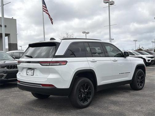 2026 Jeep Grand Cherokee Altitude