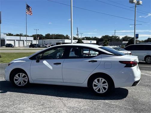 2024 Nissan Versa 1.6 S