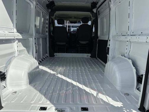 Bright White Clearcoat 2026 RAM ProMaster 2500 Tradesman