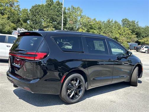 2026 Chrysler Pacifica Limited