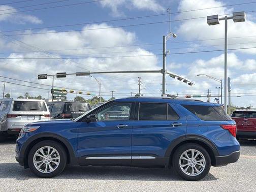 Atlas Blue Metallic 2021 Ford Explorer Limited