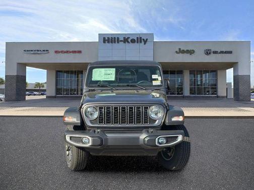 Granite Crystal Metallic Clearcoat 2026 Jeep Gladiator Sport