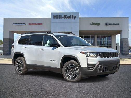 Silver Zynith Clearcoat 2026 Jeep Cherokee Laredo 4x4