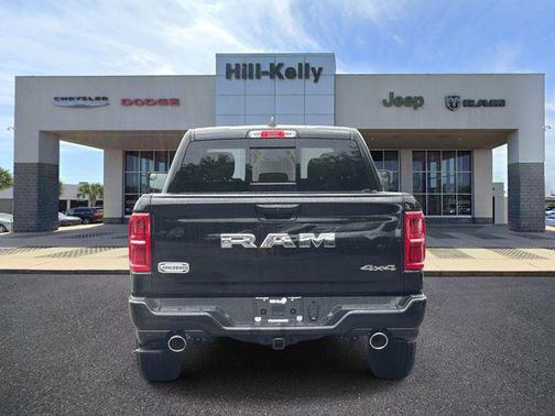 Diamond Black Crystal Pearlcoat 2026 RAM 1500 Longhorn