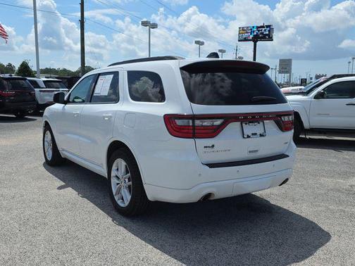 White Knuckle Clearcoat 2024 Dodge Durango GT Plus