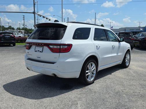 White Knuckle Clearcoat 2024 Dodge Durango GT Plus