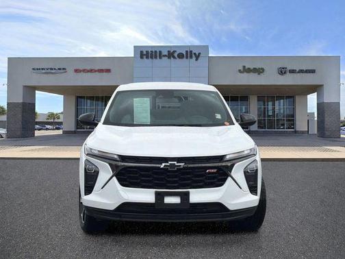 Summit White 2024 Chevrolet Trax FWD 1RS